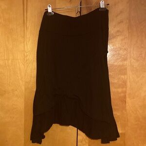 The Pyramid Collection Large Black Skirt